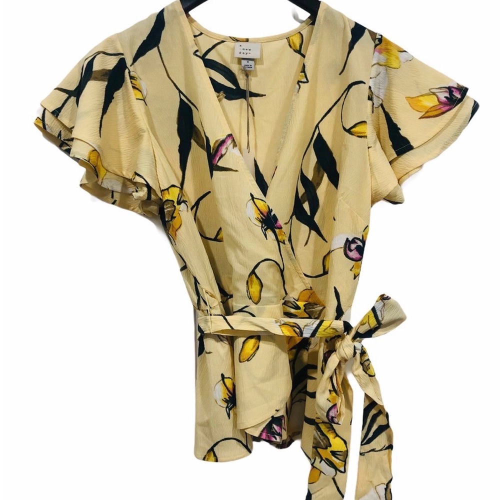 A New Day Yellow Floral Blouse